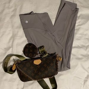 ❌❌SOLD❌❌EUC Lululemon Light Grey 7/8 Leggings